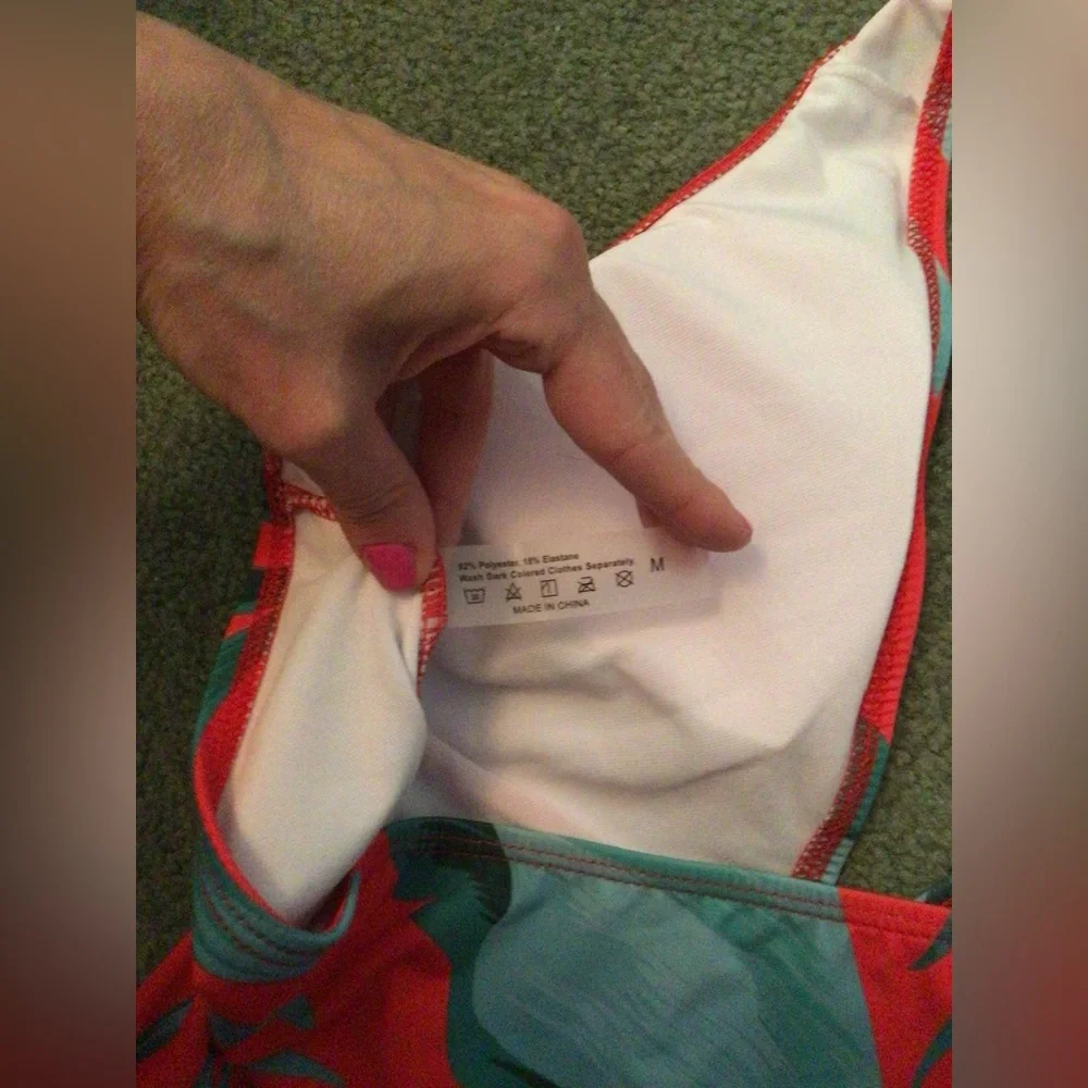 SHEIN Floral One Piece Bathing Suit with Matching Sarong - Picture 5 of 9